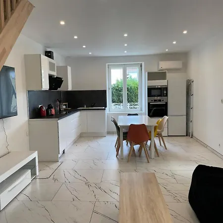 Holiday home New Maison Moderne 80m2 Avec Exterieur Chaleureux